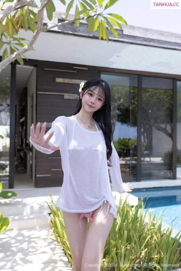   [XiuRen]高清写真图 2024.03.08 No.8203 幼幼 性感美腿第4张图片